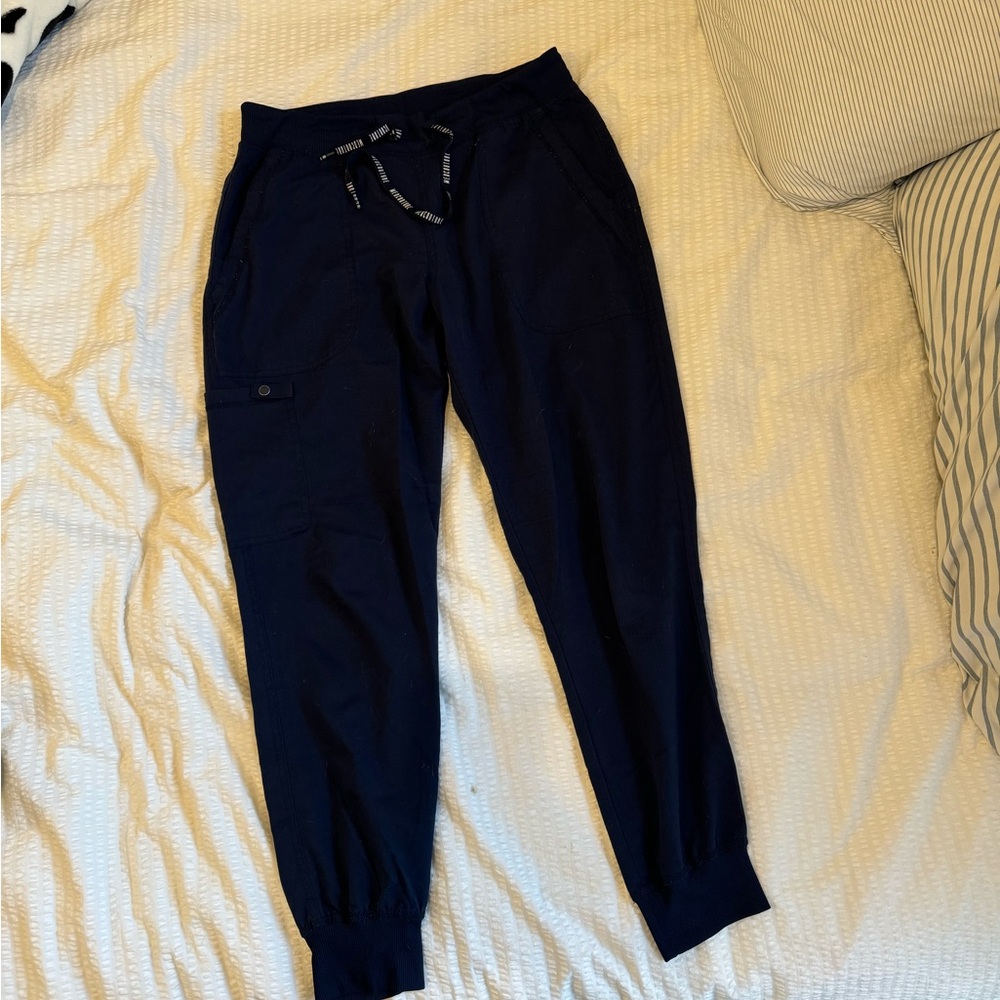 Med Couture Touch 5 Pocket Cargo Yoga Jogger Scrub Pants- Navy